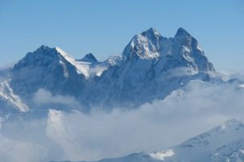 На Эльбрусе нашли тело российской альпинистки, погибшей 31 год назад