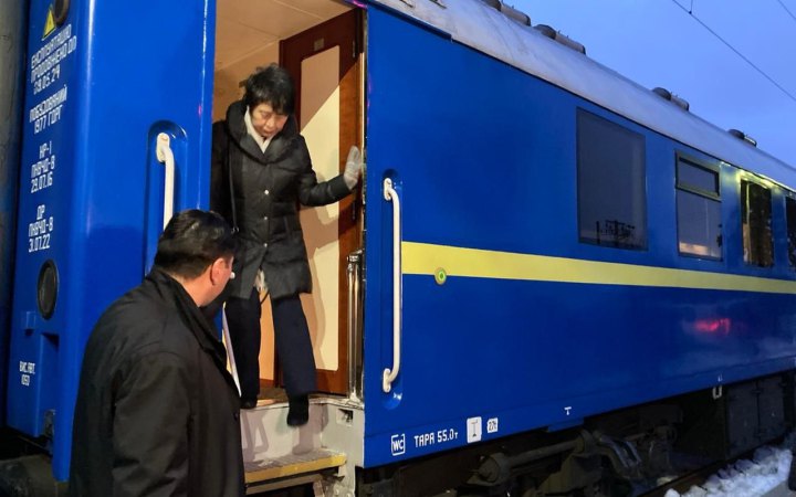 Глава МЗС Японії Камікава Йоко прибула до Києва