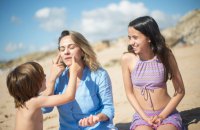 Вчені дослідили, що у чоловіків і жінок рак шкіри вражає різні ділянки тіла 