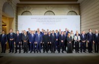 Головне за вівторок, 6 січня: 200 боєзіткнень, "Коаліція охочих" у Парижі