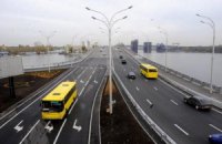​В Киеве скоро построят 100 дорожных развязок