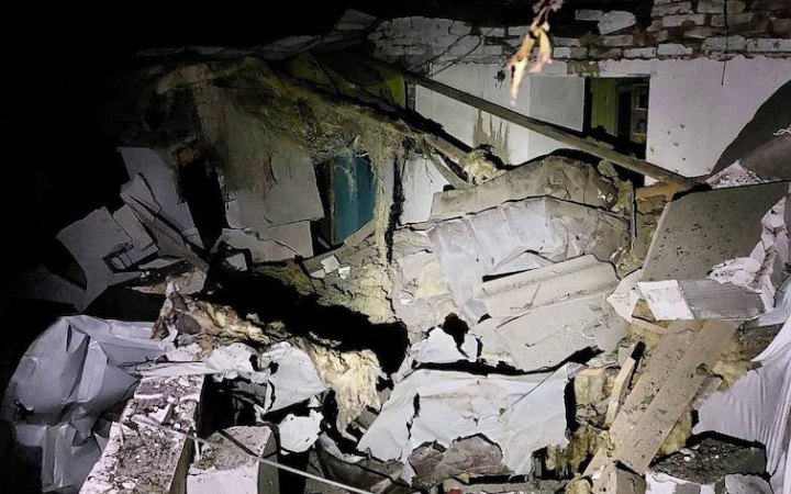 Росія обстріляла "градами" і "ураганами" Дніпропетровщину: у Нікополі пошкоджено понад 50 будинків і три підприємства