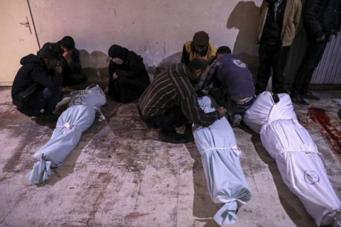 У результаті авіанальотів і обстрілів поблизу Дамаска загинули 98 осіб