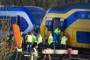 В Швейцарии растет число пострадавших в столкновении поездов