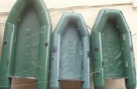 Налоговики накрыли в Днепропетровске подпольный цех по производству надувных лодок