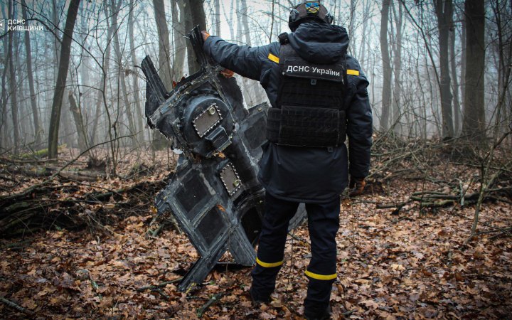 На Київщині сапери вилучили бойову частину БпЛА "Герань-2"