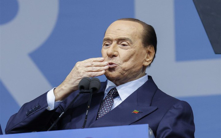 Скандальний експрем’єр Італії, друг Путіна Берлусконі помер сьогодні у лікарні (оновлено)