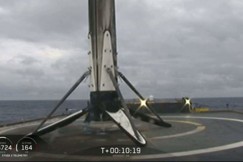 SpaceX потеряла  в океане первую ступень ракеты Falcon