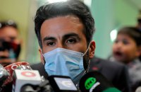 Врач Марадоны отвергает обвинения в непредумышленном убийстве легенды футбола