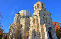 Латвія законом розірвала звʼязок своєї церкви з РПЦ. Україна теж так може? 