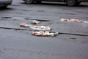 "Укравтодор" к июлю завершит ямочный ремонт дорог