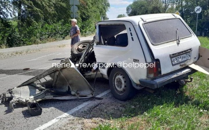 У Бєлгородській області Росії танк переїхав автівку