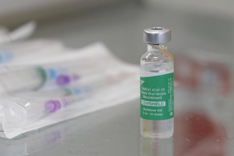 МОЗ попередило, що пункти вакцинації 1-2 січня не працюватимуть