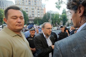 Адвокаты Тимошенко хотят перенести суд в кинотеатр
