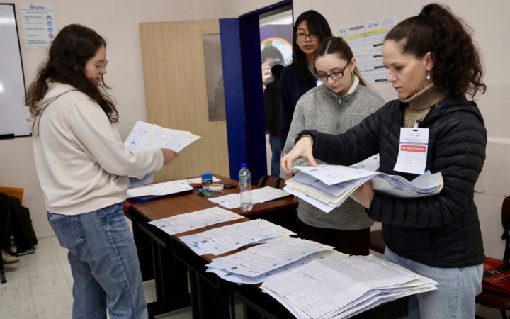 У Евадорі пройшов референдум щодо відновлення військових баз: люди проголосували проти