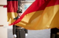 Німеччина відправила Україні протипожежне обладнання