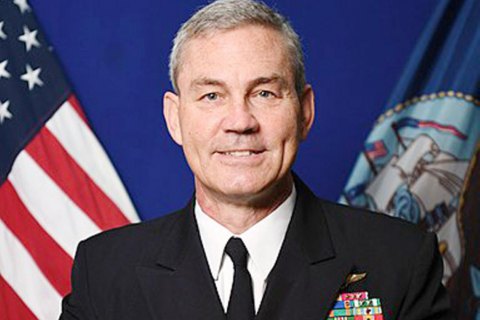 Командувача П'ятим флотом ВМС США знайшли мертвим