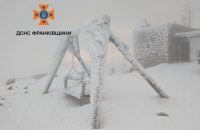 Синоптики прогнозують сьогодні Україні по-справжньому зимову погоду, хуртовини і ожеледицю