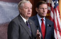 “Путін грає в ігри”: Ліндсі Грем заявив, що підтримка “жорстких санкцій” проти РФ збільшилась до 81 сенатора зі 100