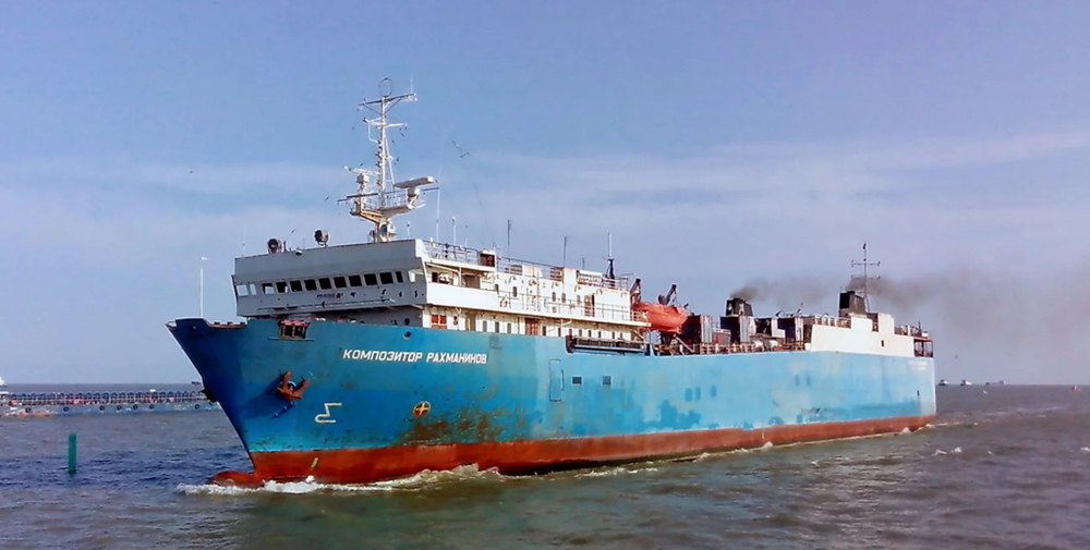  ‘Композитор Рахманінов’ - одне з уражених силами спецоперацій ЗСУ в Кайспійському морі підсанкційних суден  .