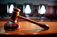 Порошенко одобрил закон о слежке за судьями 