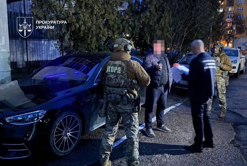 В Ужгороді підозру отримав місцевий депутат, обраний від ОПЗЖ, за незадекларовані 14 млн грн