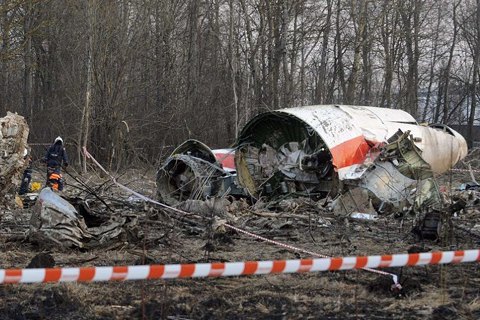 Британські експерти підтвердили, що причиною Смоленської авіакатастрофи був вибух
