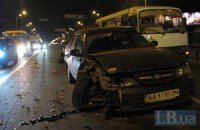 ДТП в Киеве: Daewoo протаранил автобус с пассажирами