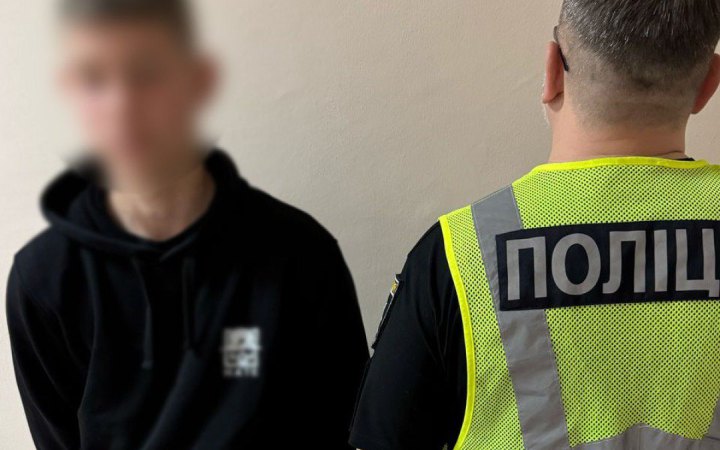 Чотири роки ув'язнення загрожує молодикам, які побили військового у столичному Гідропарку