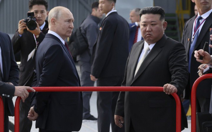 Кім Чен Ин і Путін зустрілися на російському космодромі, говоритимуть про “всі питання”  