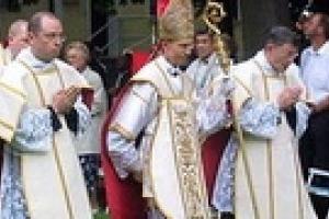 Ватикан запретил рукополагать раскольников в епископы
