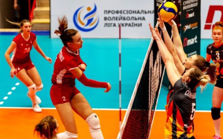 "Добродій-Медуніверситет-ШВСМ" та "Аланта" зіграють у фіналі Кубка Ліги з волейболу
