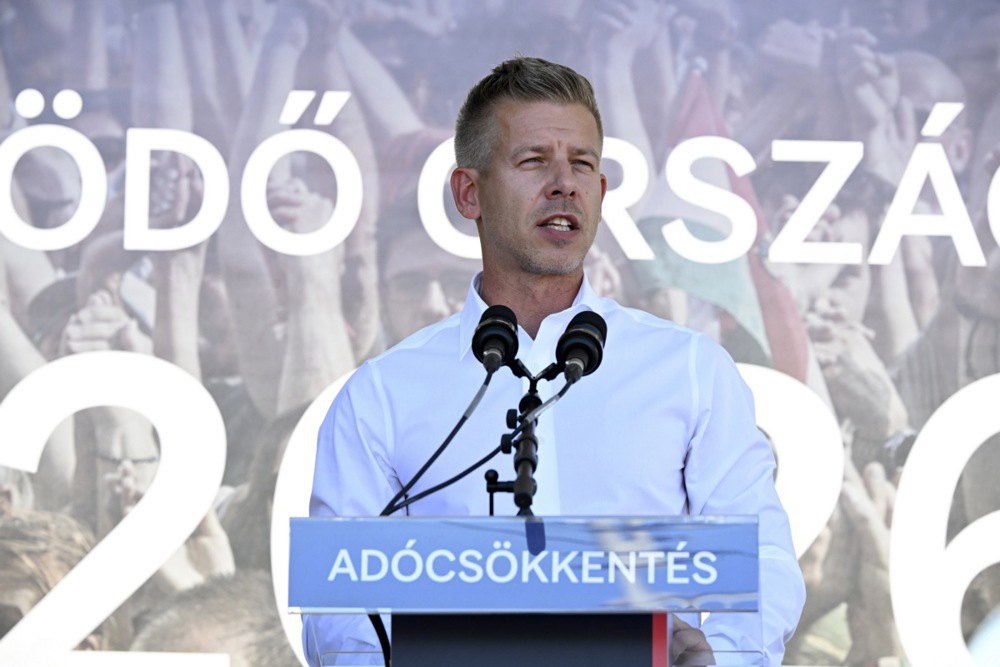 Петер Мадяр