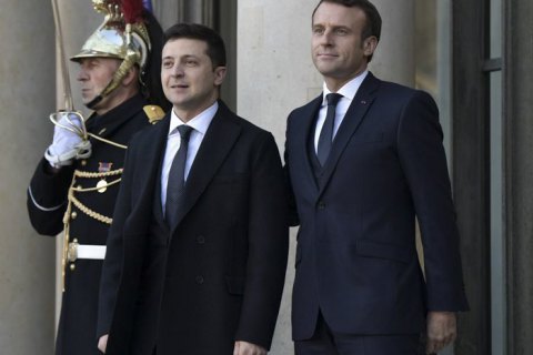 Глава МИД Франции Ле Дриан подтвердил намерение Макрона приехать в Украину