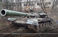 Полк «Азов» за добу знищив у Маріуполі 2 танки і 4 бронемашини