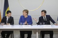 Меркель, Макрон и Зеленский призвали РФ отвести войска от границы Украины 