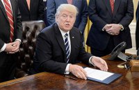 Трамп підписав закон про розширення санкцій проти Росії