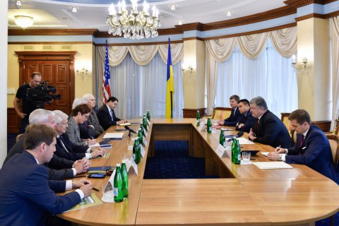 ​Порошенко призвал Конгресс США увеличить помощь Украине