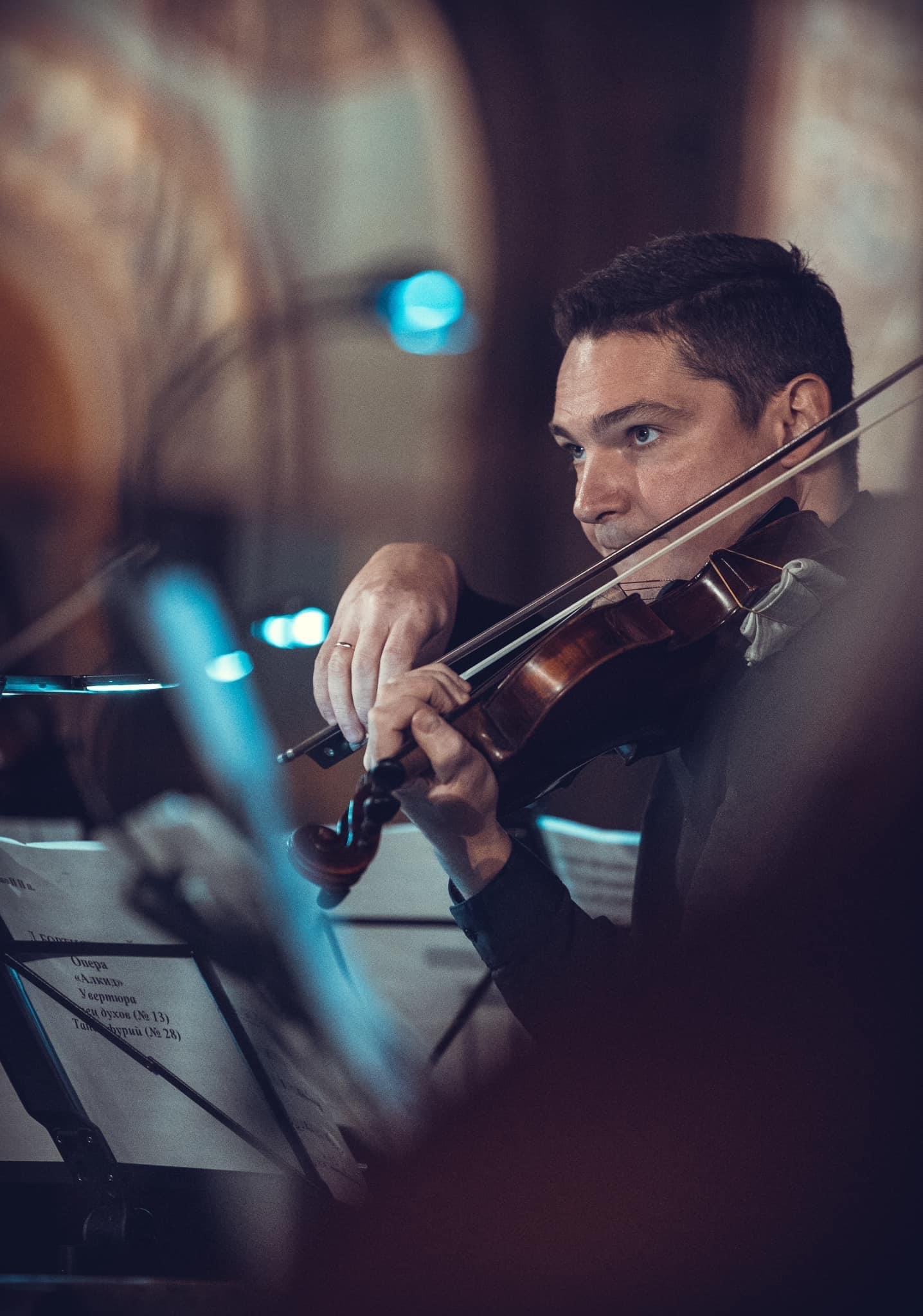 Ю. Дубинський