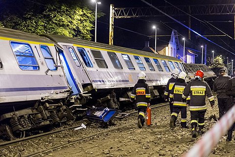 Під час зіткнення поїздів у Польщі постраждали 28 осіб