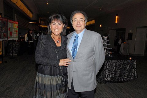 Смерть канадского миллиардера и его жены признали убийством
