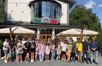 Група українських дітей вирушила до Азербайджану на реабілітацію