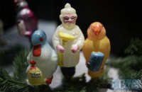 В Киеве открылась выставка новогодних игрушек