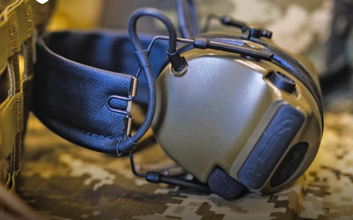 Міноборони вперше закупило тактичні навушники, які відповідають стандартам НАТО