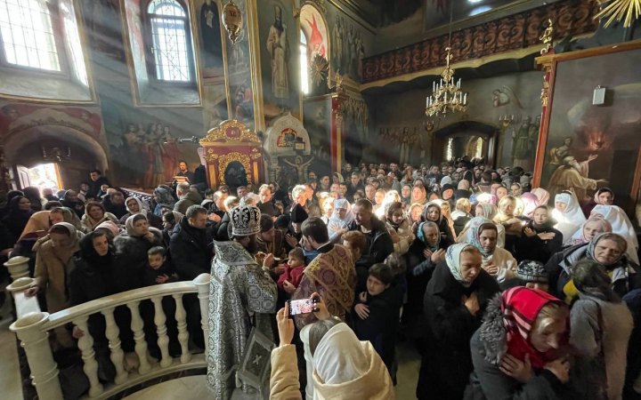 Адвокат монастиря УПЦ МП у Лаврі подав до суду на "5 канал"
