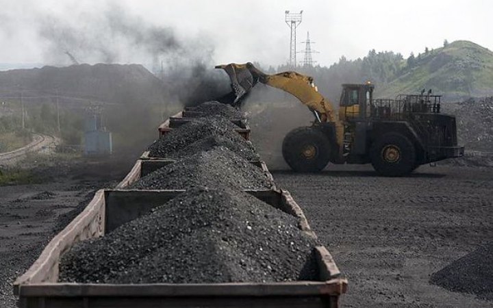 Японія скоротить імпорт російського вугілля та горілки (оновлено)