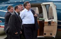 Янукович повісив витрати за власний вертоліт на платників податків