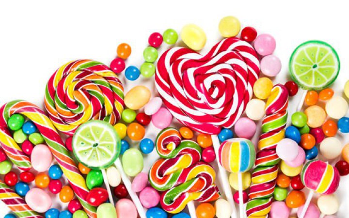 Історія цукерок: від давніх рецептів до сучасних ласощів