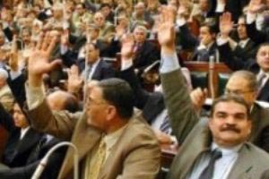 В парламенте Египта проходит первая сессия после отставки Мубарака