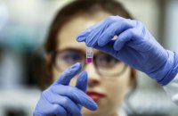 Зеленський пообіцяв українським вченим мільйон доларів за винахід вакцини або ліків від коронавірусу